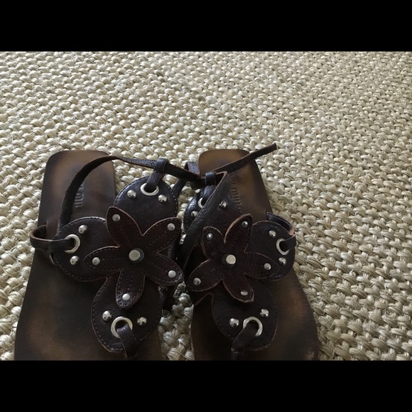 MIU MIU BROWN LEATHER sandals size 37 IT - Picture 6 of 7